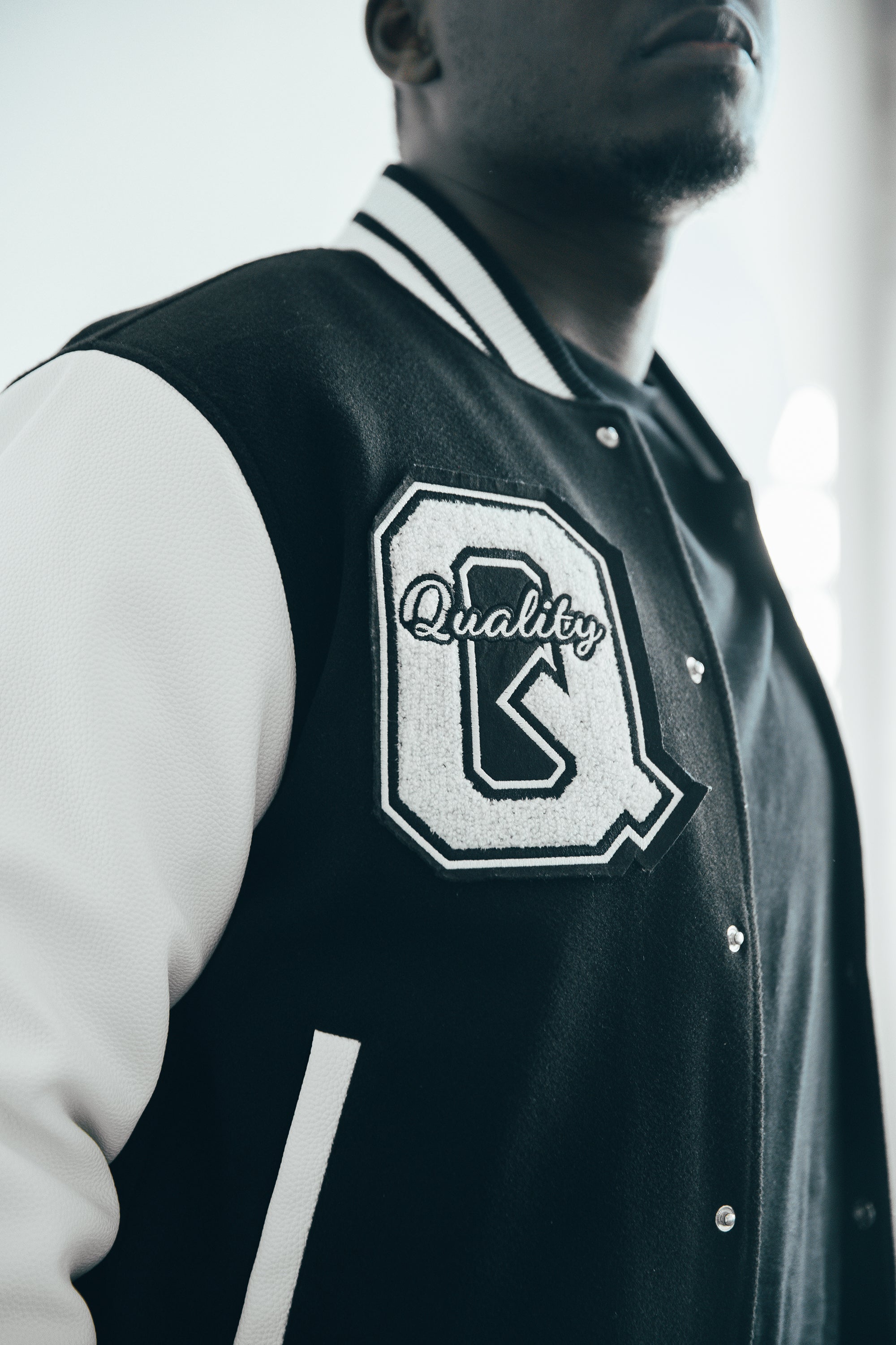 APE VARSITY JACKET (BLACK/WHITE)